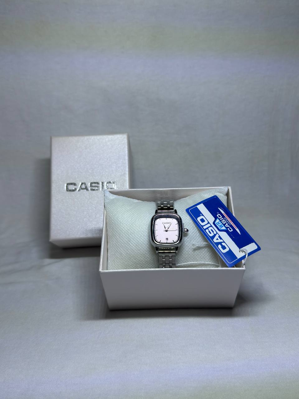 Monter CASIO ™ ساعة نسائية
