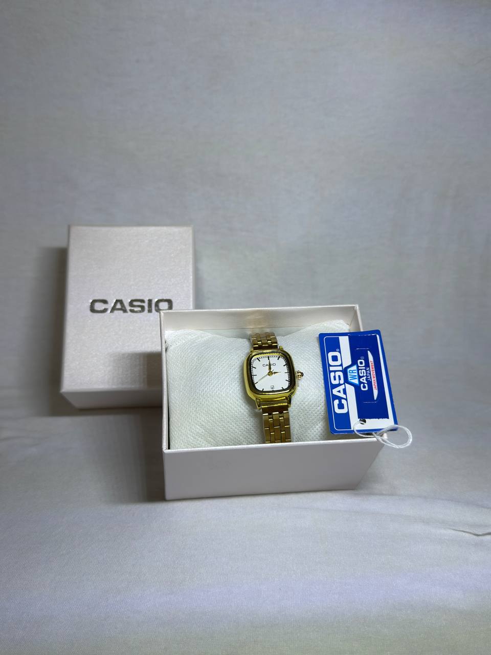 Monter CASIO ™ ساعة نسائية