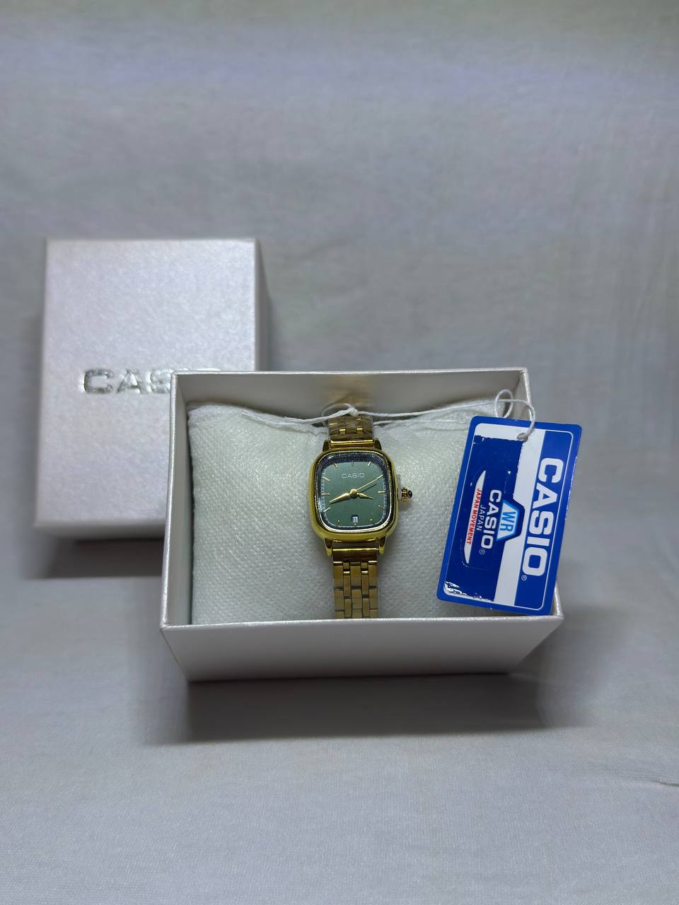 Monter CASIO ™ ساعة نسائية